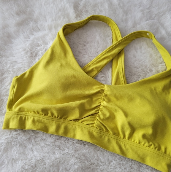 🌻OFFLINE BY AERIE REAL ME RUCHED SPORTS BRA SIZE L - Picture 2 of 4